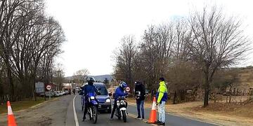 Estrictos controles en el ingreso a Icho Cruz\u002E (Foto: Facebook / Municipalidad de Icho Cruz)\u002E