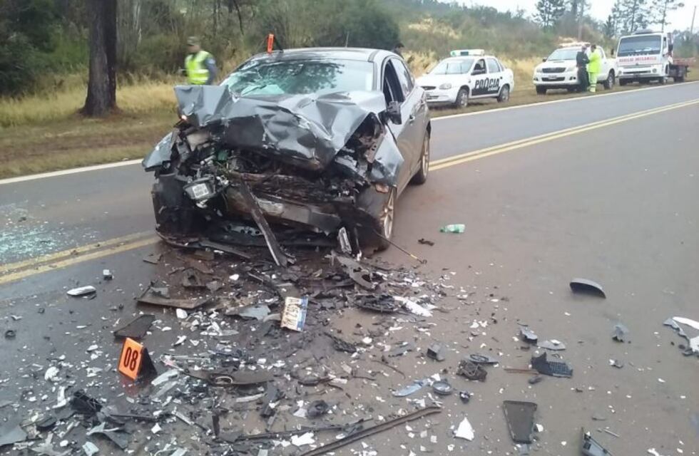 Gendarme obereño chocó de frente en la ruta 12