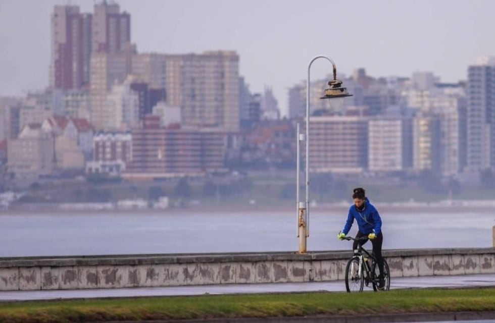 Las dudas sobre la próxima temporada del ministro Gollán preocuparon a empresarios de Mar del Plata