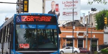 Colectivo de la línea 126 en el sistema de Transporte Urbano de Pasajeros (TUP)\u002E (@munirosario)