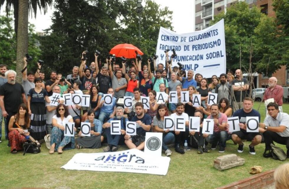 El "camarazo" se replicó en La Plata