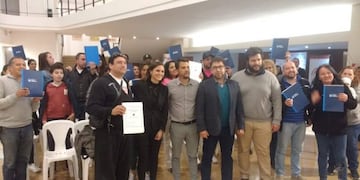 Alta Gracia: beneficiarios del programa provincial LO TENGO, recibieron la escritura de su terreno