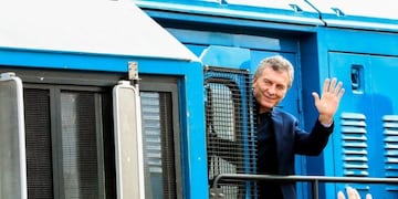 Mauricio Macri inauguró obras del Belgrano Cargas en Oliveros\u002E