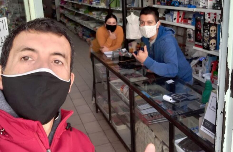 Final feliz: el cafetero más famoso de Azul podrá seguir trabajando