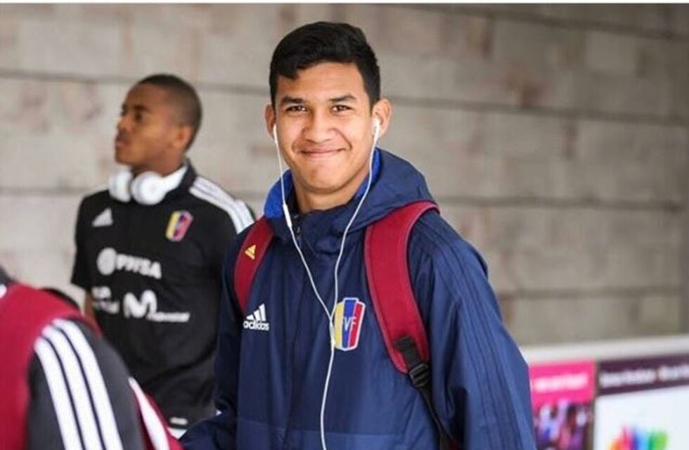 El venezolano Sosa ya es refuerzo de Talleres