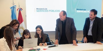 Apertura de sobre Obra cloaca maxima sector sur Arroyito