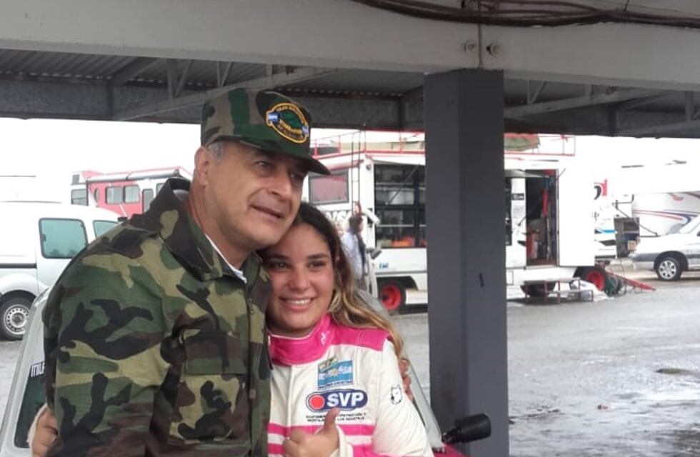 El automovilismo cordobés homenajeó a héroes de Malvinas