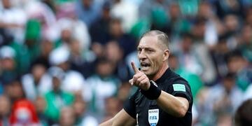 Referee Nestor Pitana from Argentina during the group A match between Russia and Saudi Arabia which opens the 2018 soccer World Cup at the Luzhniki stadium in Moscow, Russia, Thursday, June 14, 2018\u002E (AP Photo/Hassan Ammar) rusia moscu  futbol campeonato mundial 2018 futbol futbolistas partido seleccion rusia vs arabia saudita
