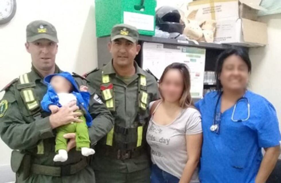 Gendarmes lograron reanimar a un bebé recién nacido en Las Toscas