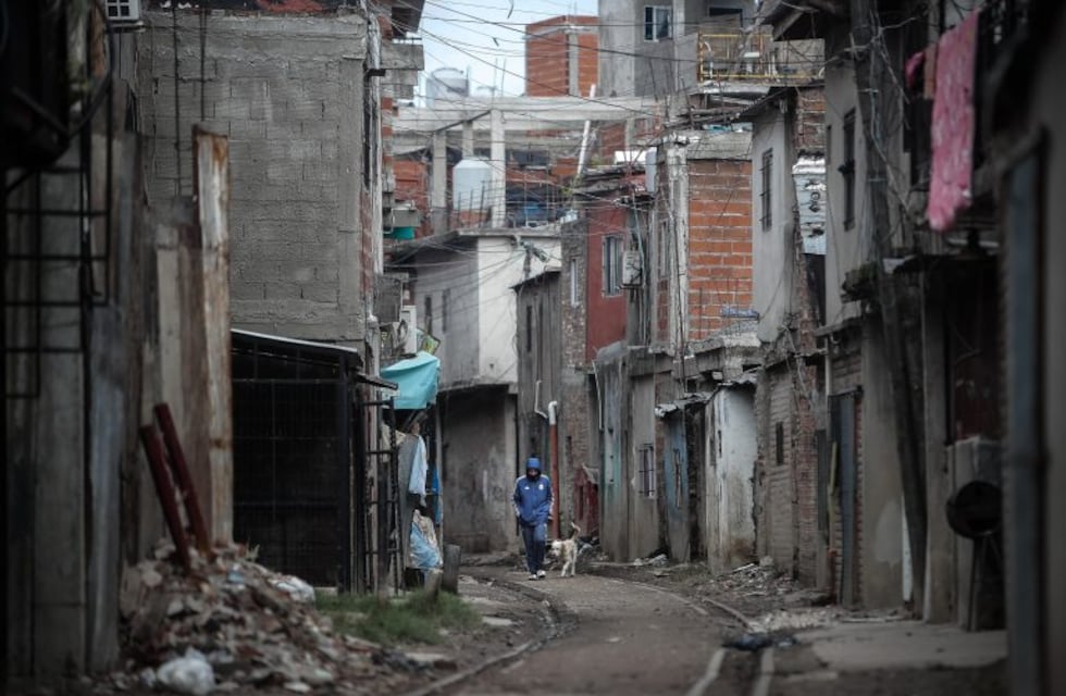 Villa 21-24: una mujer de 54 años que murió mientras esperaba al SAME dio positivo a Covid-19