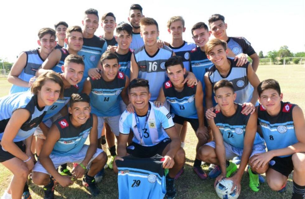 Amione, el pibe de Belgrano que volvió campeón con Argentina