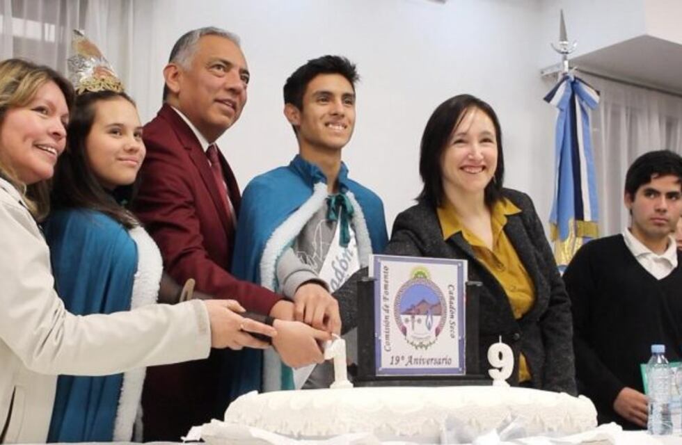 Cientos de vecinos en el aniversario de la comuna de Cañadón Seco