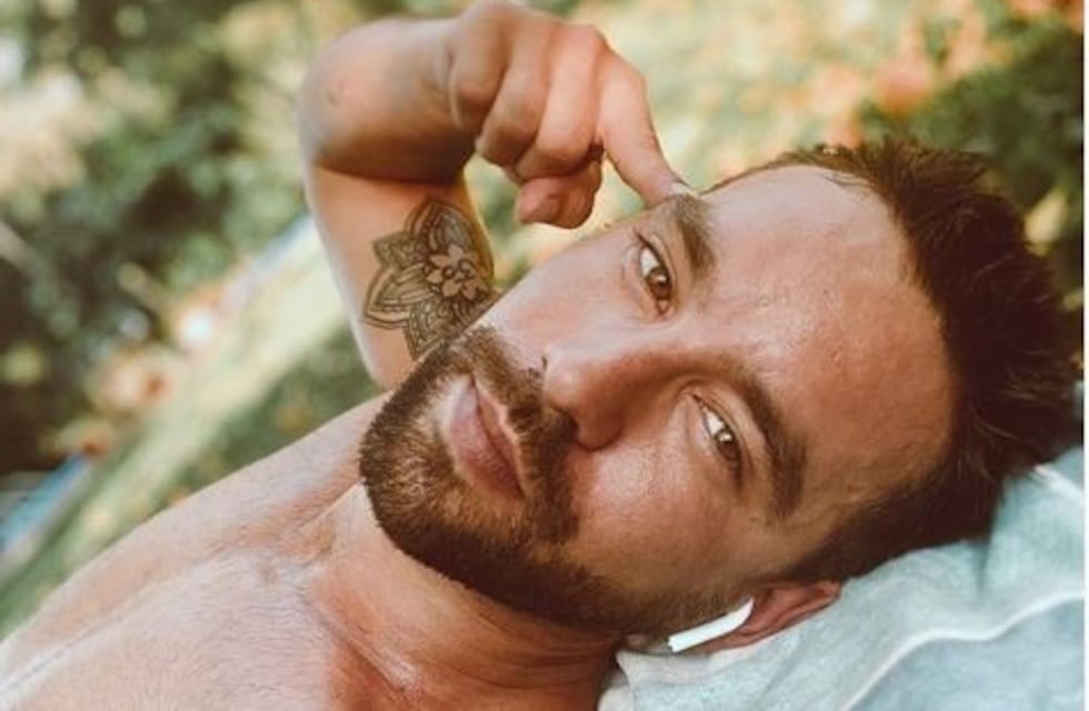 Agustín Sierra mostró su bronceado y derritió las redes: "El famoso y tan querido mañanero"