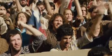 Luis Moya actuando en Colonia junto a Emma Watson