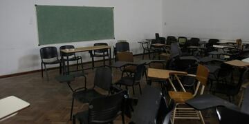 DYN09, LA PLATA, 06/03/2017,PRIMER DIA DE PARO NACIONAL DOCENTE. FOTO:DYN/SALVADOR SANTIAGO.