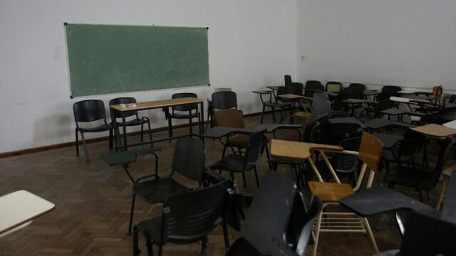 DYN09, LA PLATA, 06/03/2017,PRIMER DIA DE PARO NACIONAL DOCENTE. FOTO:DYN/SALVADOR SANTIAGO.