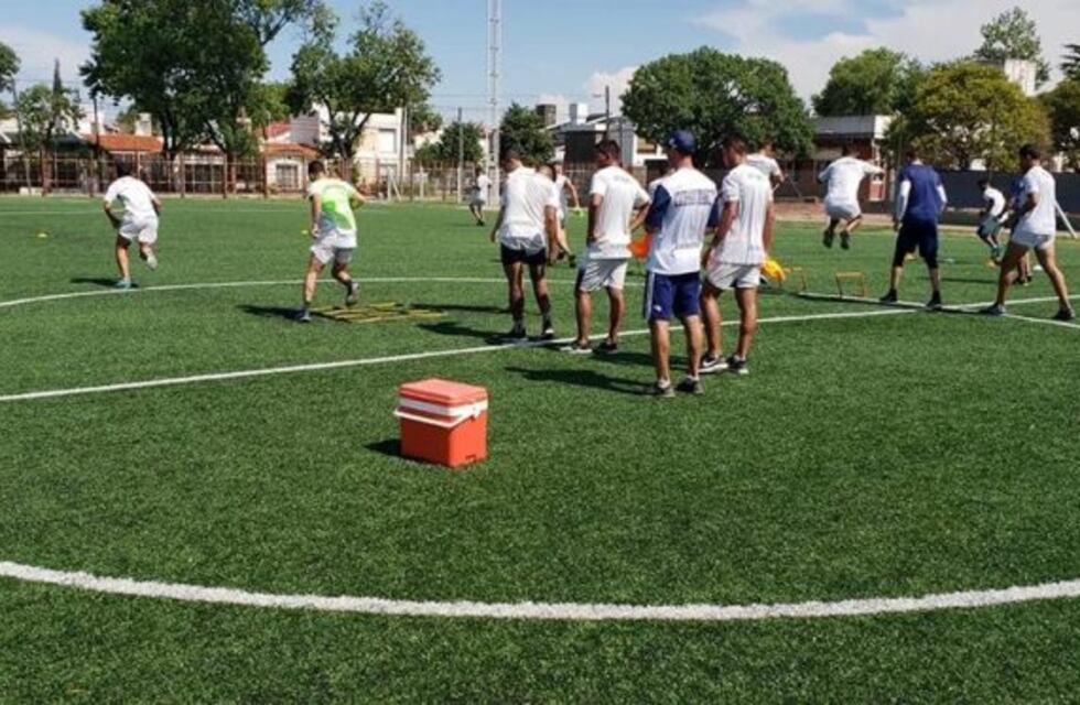 La "Franja" sigue de pretemporada y con un refuerzo