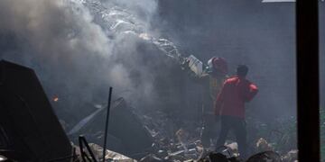 Los bomberos se quedaron sin agua en un incendio en Las Heras