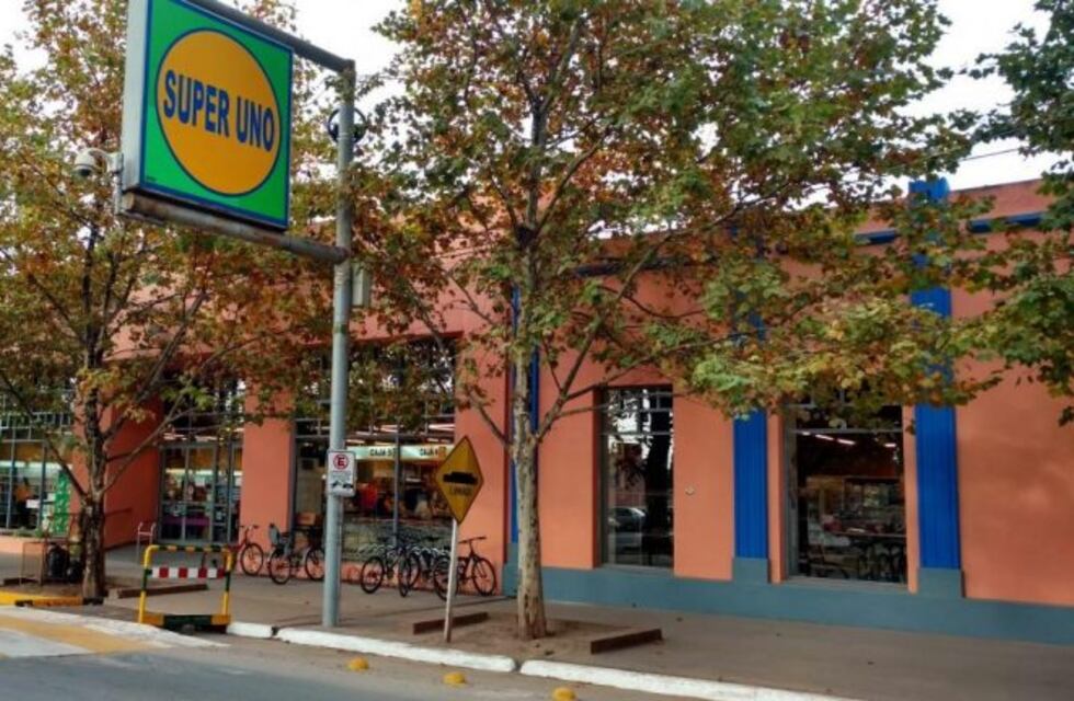 Colonia Caroya: se cumple un año del cierre de Super Uno