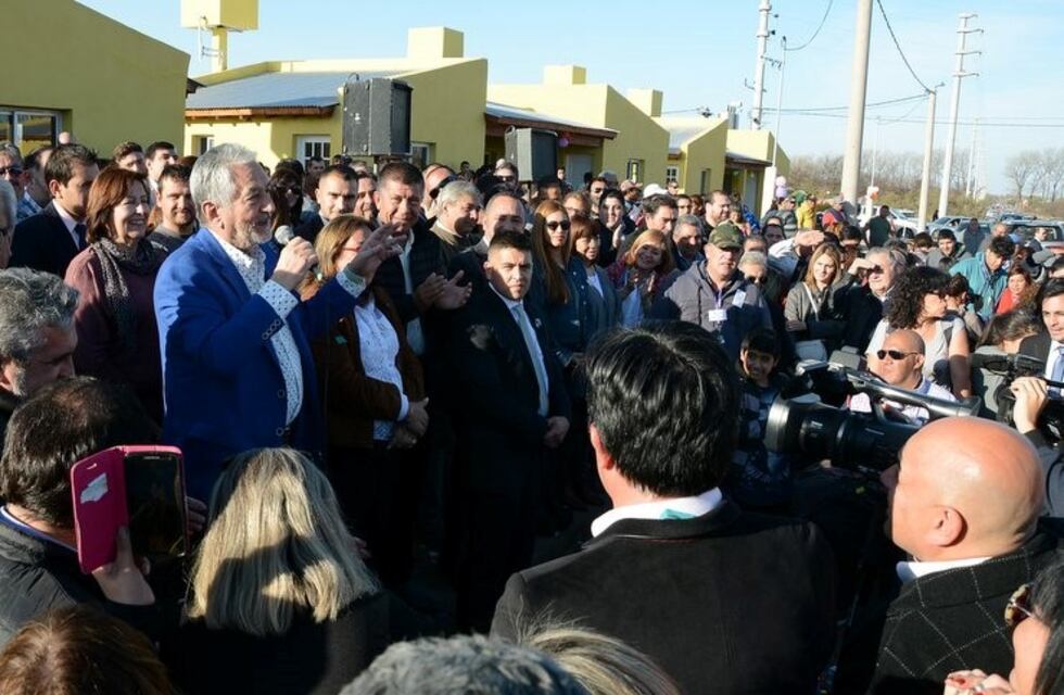 70 familias recibieron su casa en San Luis