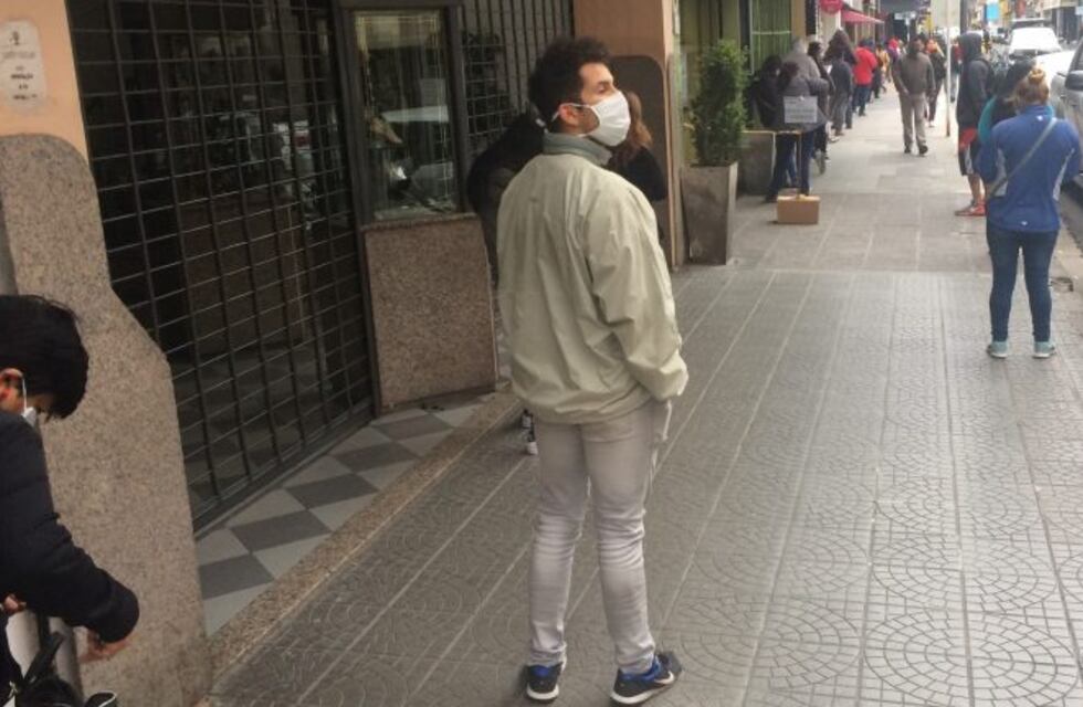 Pagarán multas de $2.000 quienes no usen barbijo en Jujuy