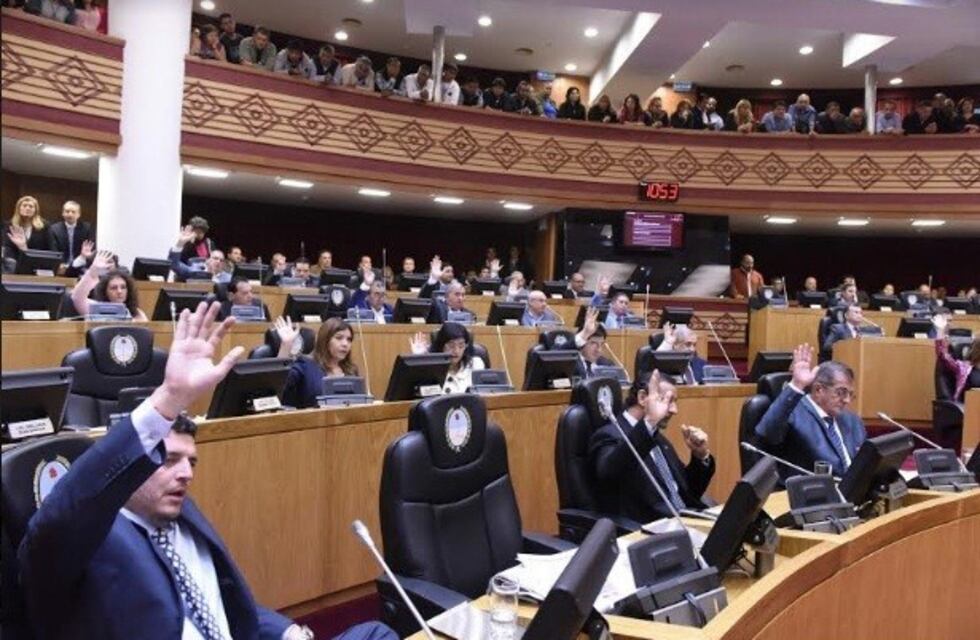 La Legislatura tucumana tuvo una agitada sesión este viernes