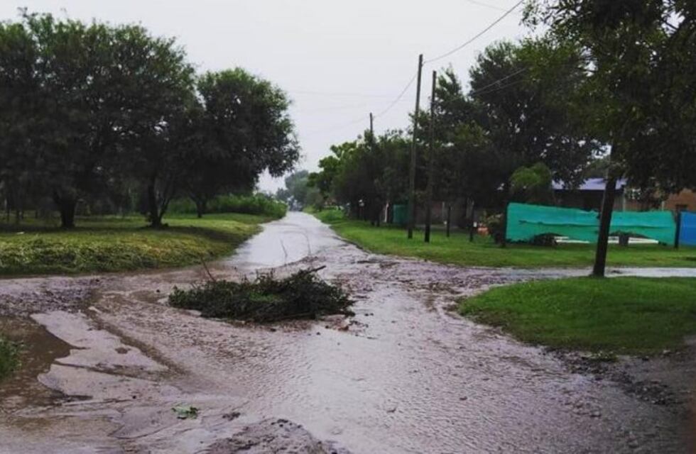 Lagunas y calles intransitables en los barrios de Mendiolaza