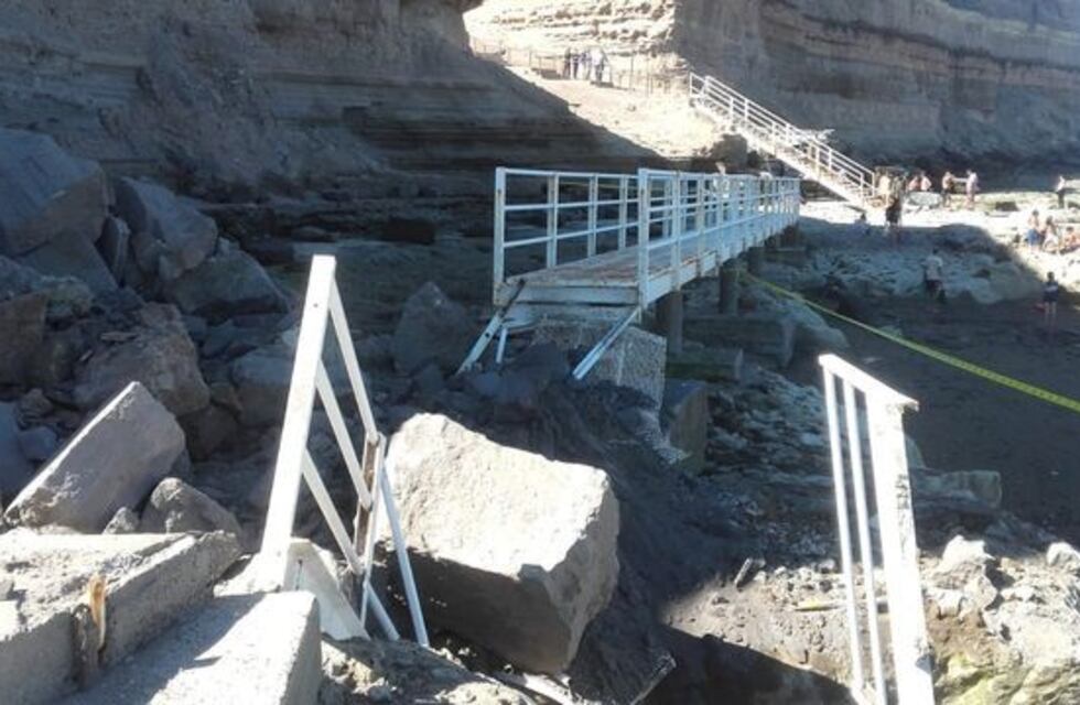 Clausuraron la bajada a El Espigón por derrumbe