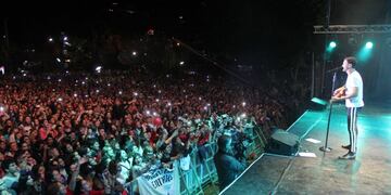 Recital de Axel en Carlos Paz\u002E (Foto: Prensa Municipal)\u002E