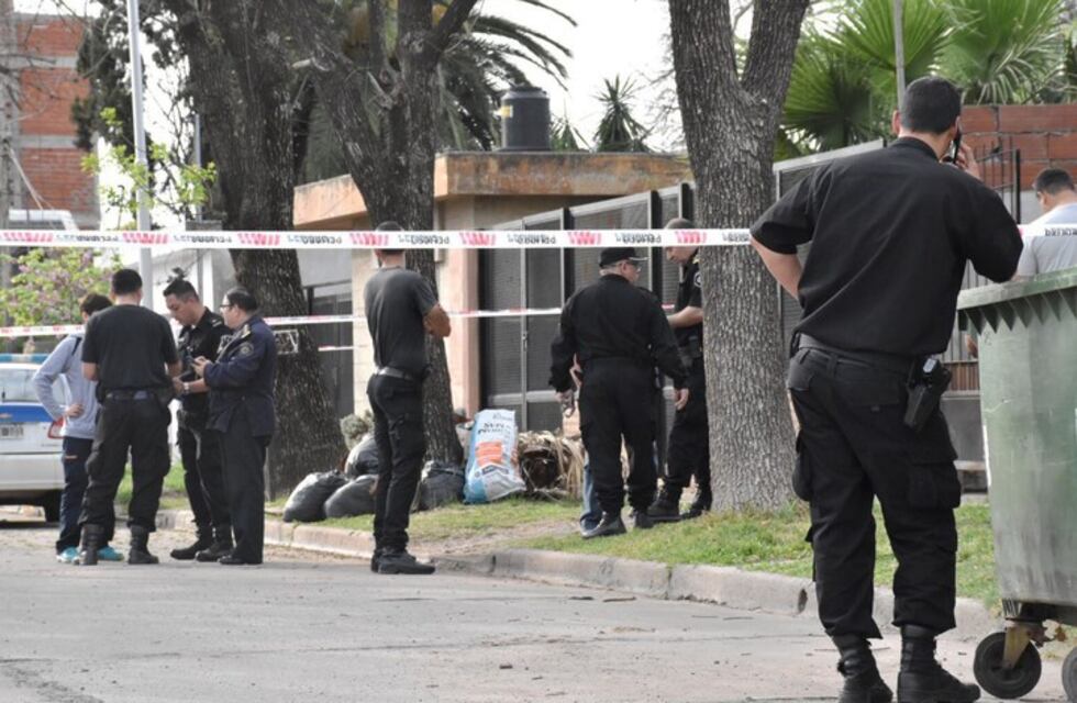 Imputaron al hombre que repelió a los tiros a la policía durante un allanamiento en San Lorenzo