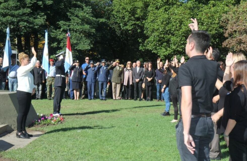 Carlos Paz: emotivo acto en honor a los héroes de Malvinas