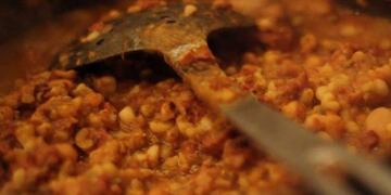 Locro frente al Olmos