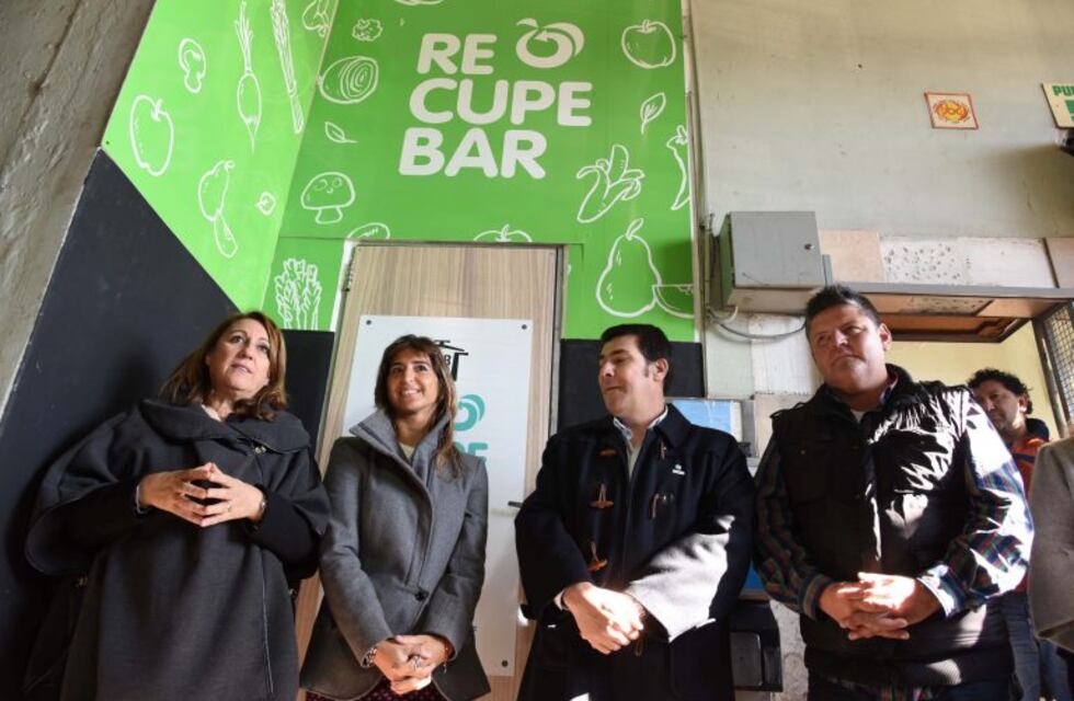 Rosario suma un mercado de frutas y verduras solidario