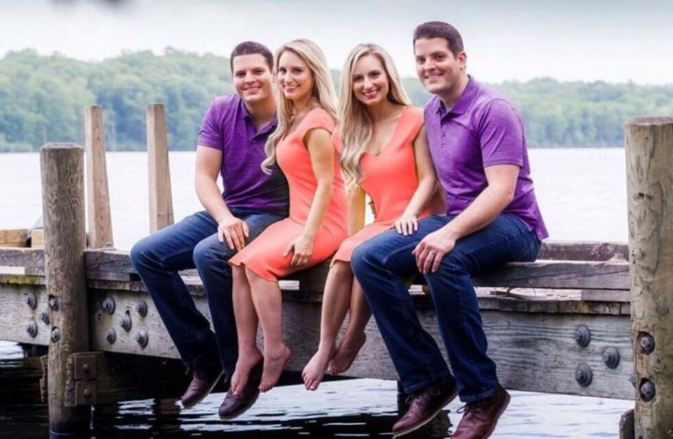 Dos mellizas se casaron con mellizos y ahora están embarazadas al mismo tiempo