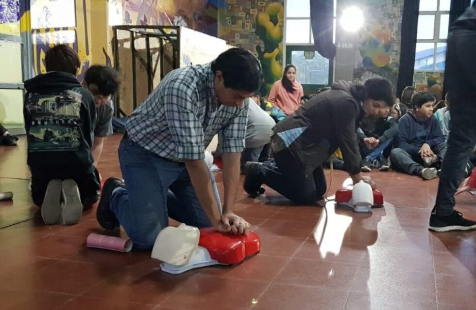 Jornada vecinal sobre RCP para principiantes