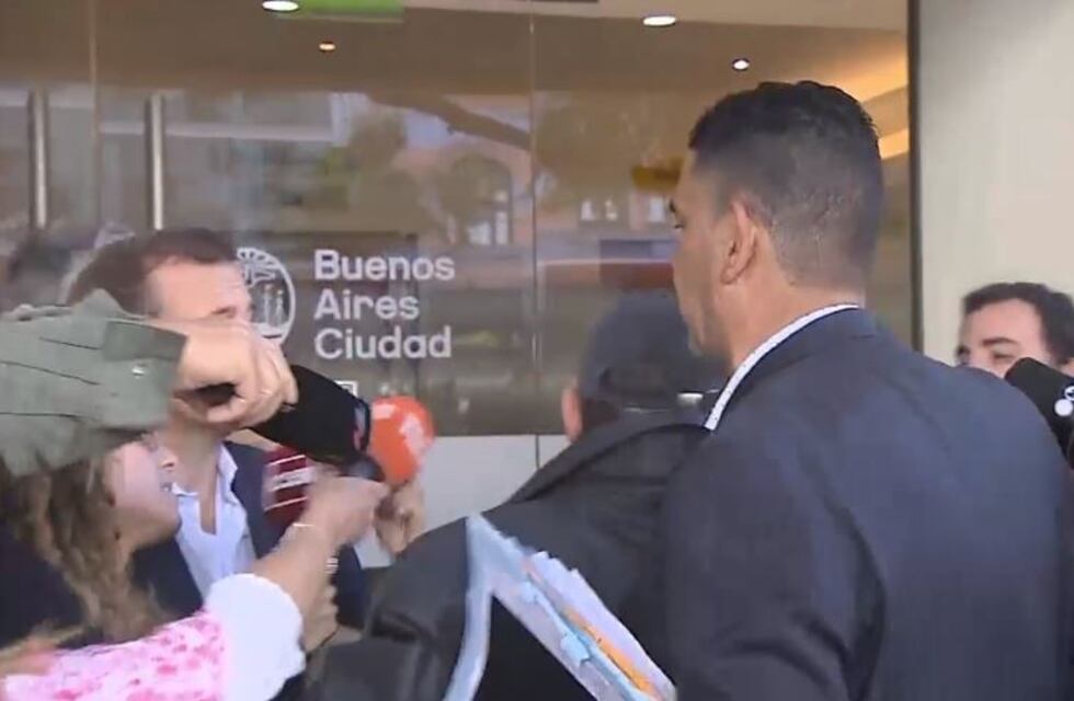 Dictan prisión preventiva domiciliaria para el taxista que atacó a un conductor en Villa Urquiza