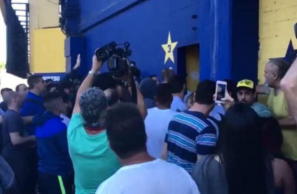 Se agotó la primera tanda de entradas para los hinchas de Boca y hubo enojo en la Bombonera