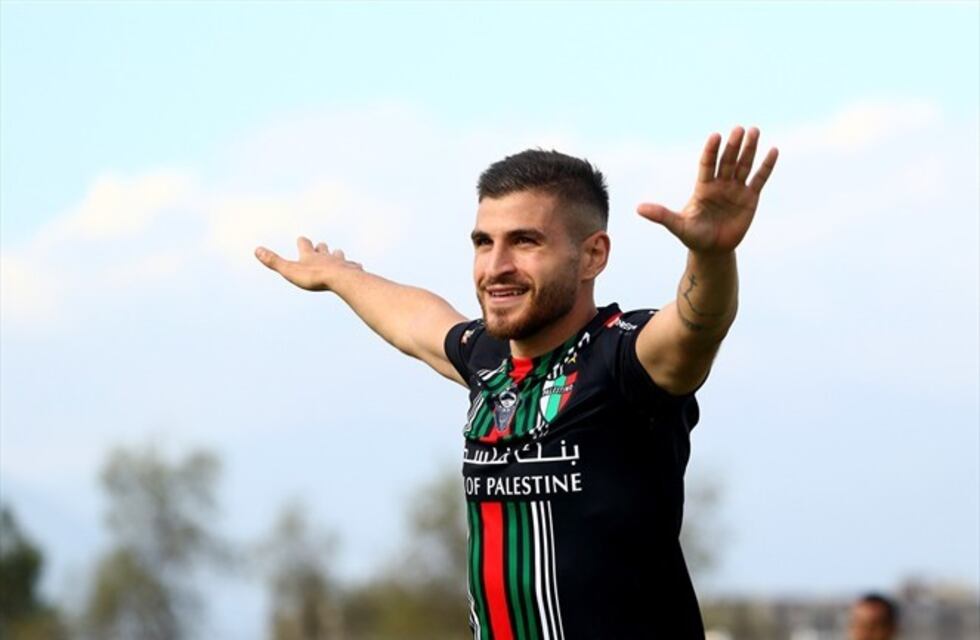 Newell's confirmó la contratación de Julián Fernández