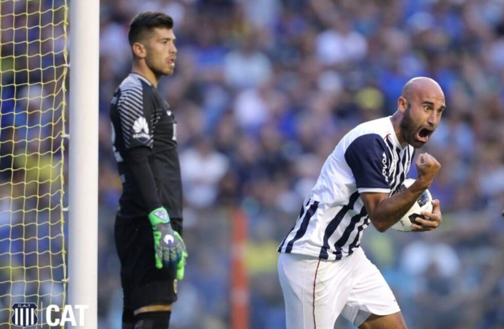 El gran momento de Quintana, con gol ante el puntero