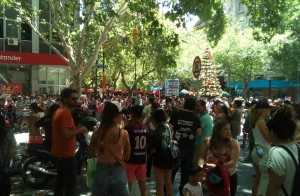 Mendocinos se volvieron a manifestar en defensa del agua