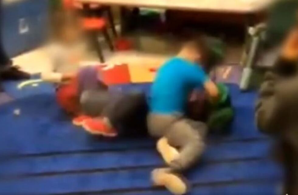 Maestras de un jardín organizaban peleas entre los alumnos