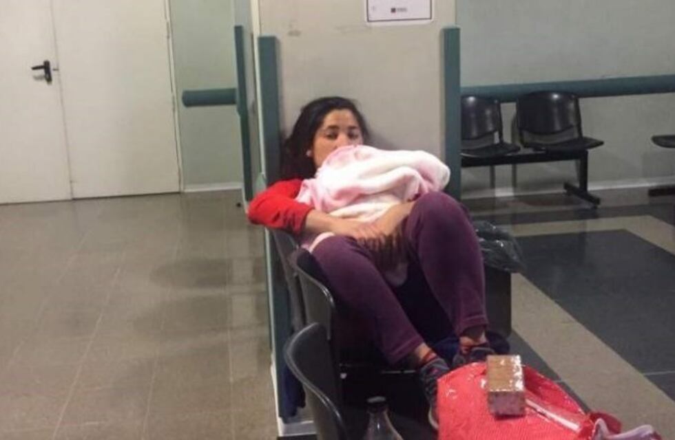 Llegó al hospital con una beba y la detuvieron: constataron que se trata de su hija