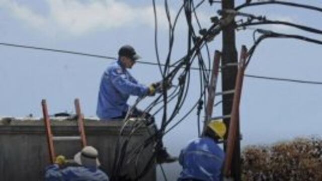 La empresa investiga tres casos fatales ocurridos en el marco de las tareas de mantenimiento.