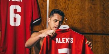 Alexis Sánchez llegó al Macnhester United\u002E (Foto: Twitter)