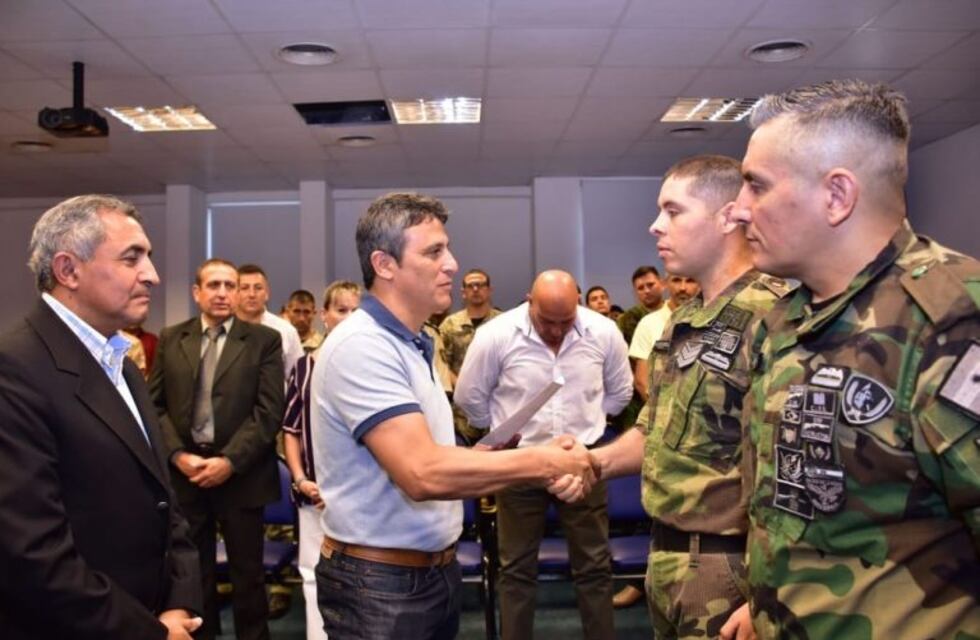 Egresados del curso de Comando Policial para grupos especiales de la fuerza