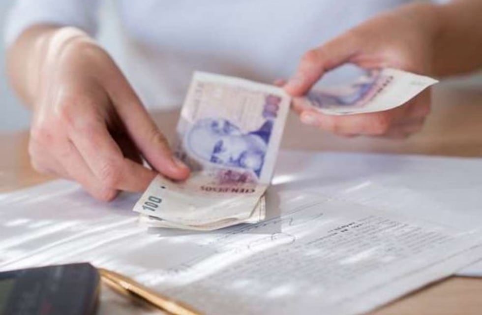 Los préstamos a familias y empresas cayeron más del 19% en 2018 por la crisis