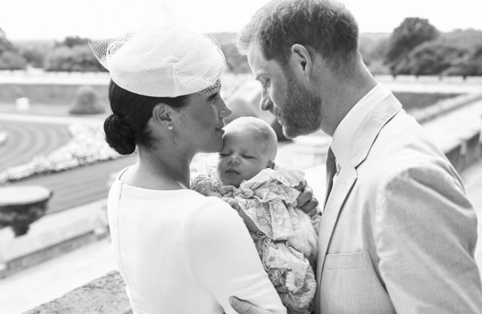 Meghan Markle y Harry publicaron una imagen que generó polémica: ¿usaron Photoshop?