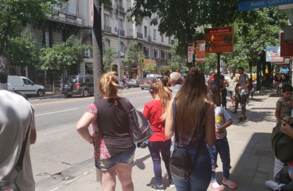 Transporte urbano: choferes analizan nuevas asambleas por falta de pago