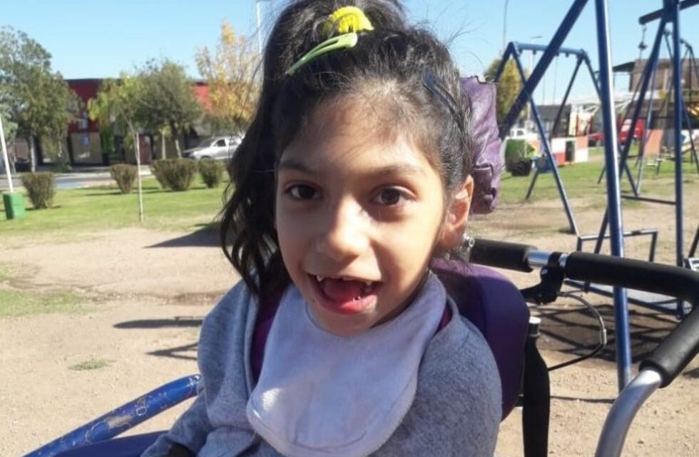 Junta dinero para poder ayudar a su hija con parálisis cerebral