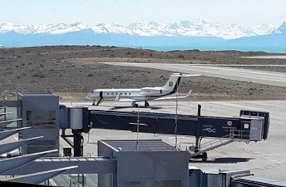 El Avión de Lionel Messi en El Calafate